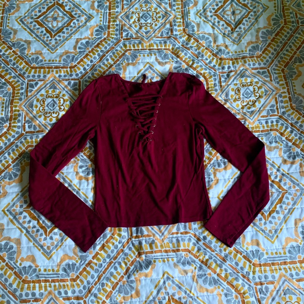 Emma & Sam Cropped Long Sleeve Top